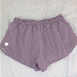 Lululemon Hotty Hot short